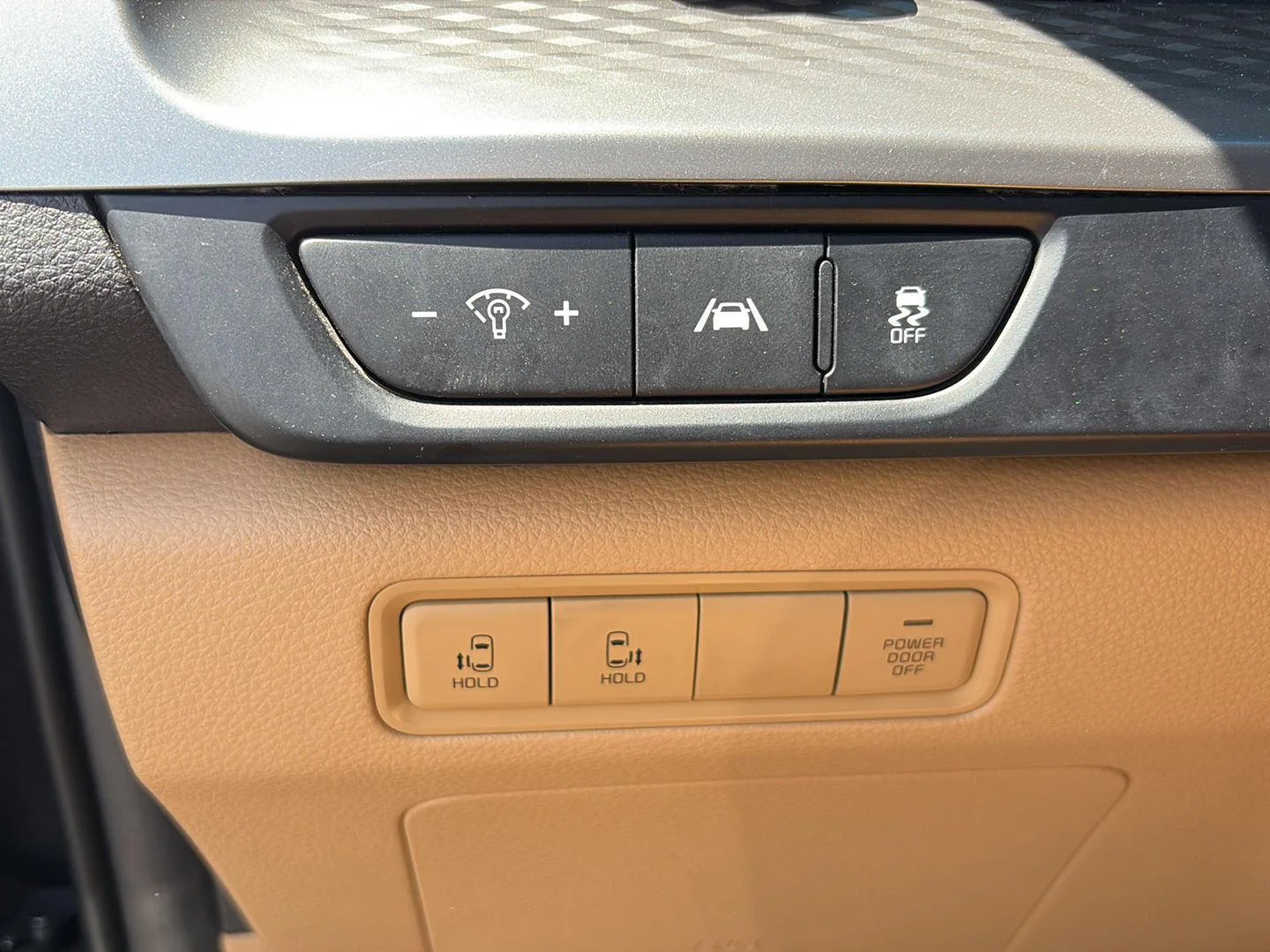 Used 2024 Panthera Metal Kia LX image 23
