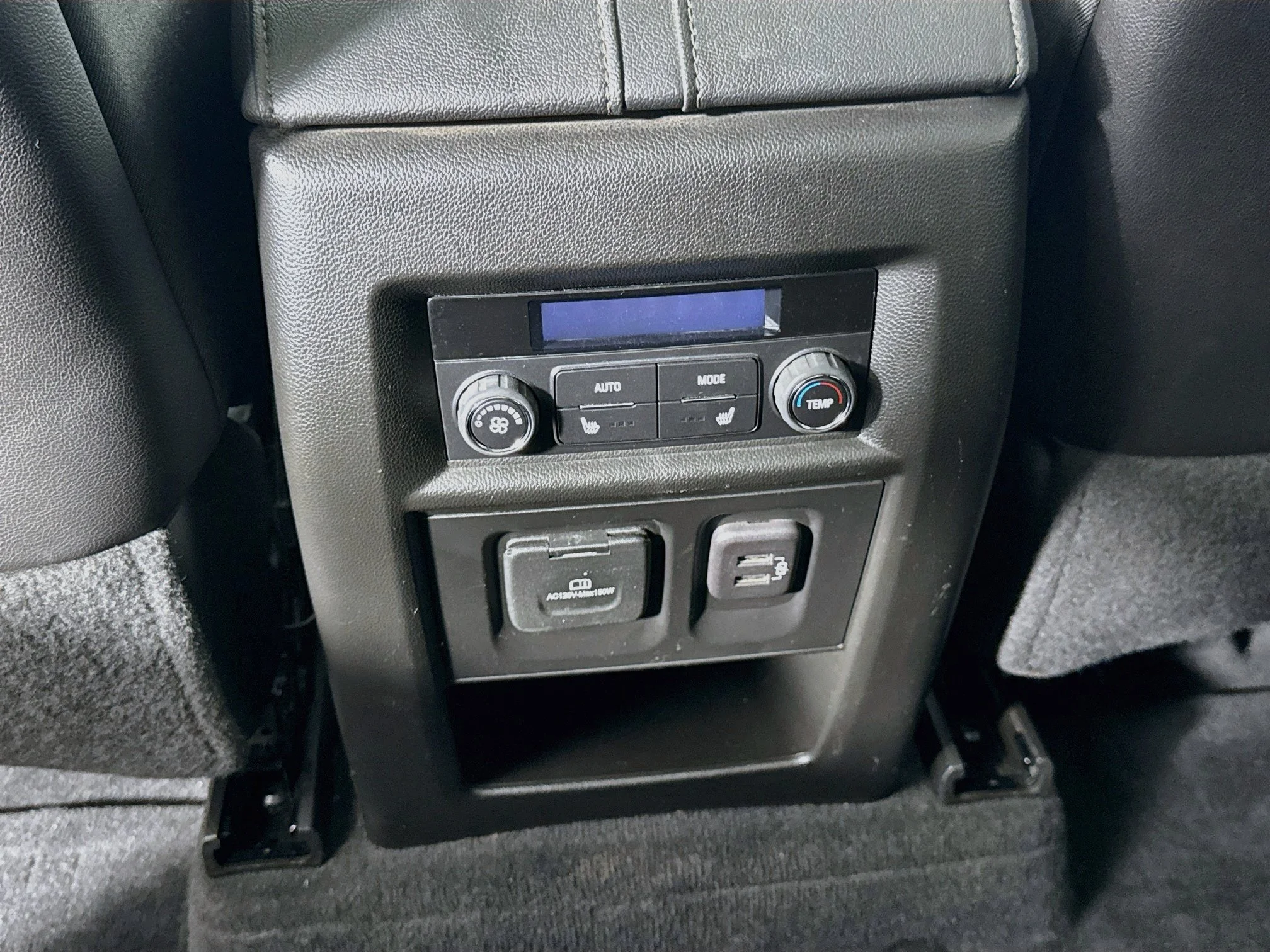 Used 2023 IRIDESCENT PEARL TRICOAT Chevrolet High Country image 28