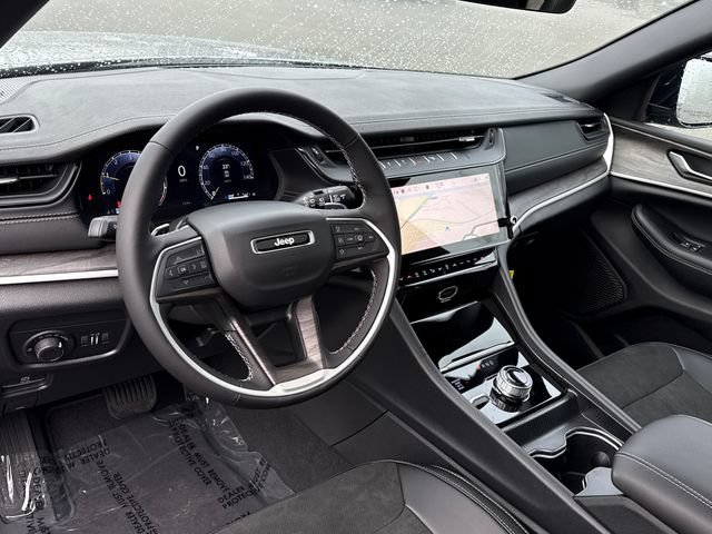 New 2026 Baltic Gray Metallic Clearcoat Jeep Laredo Altitude image 22