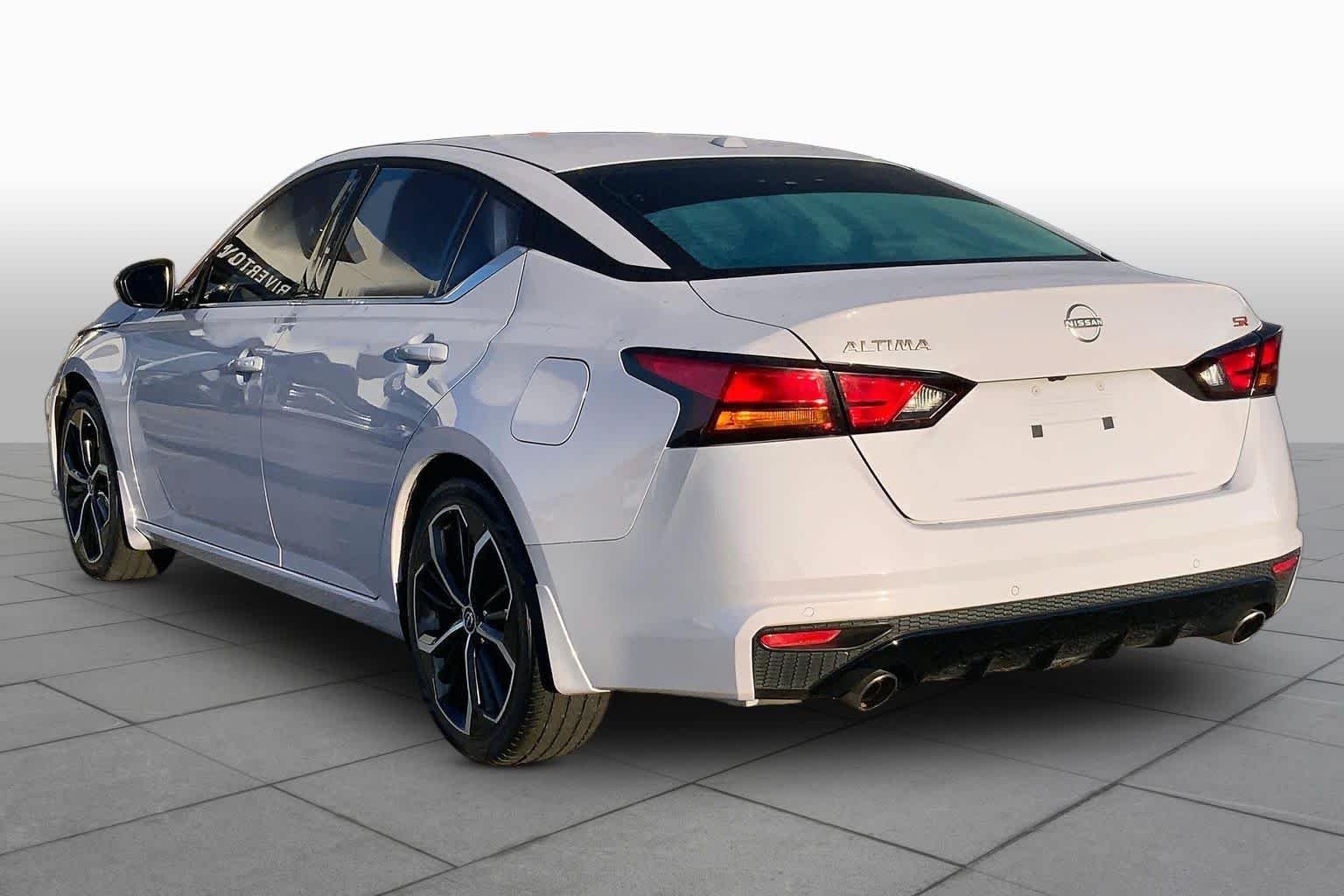 Used 2024 Gray Sky Pearl Nissan 2.5 SR image 11