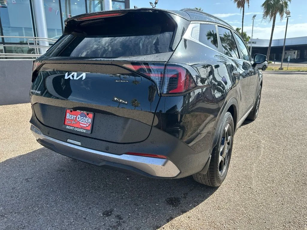 New 2026 Black Kia EX image 5