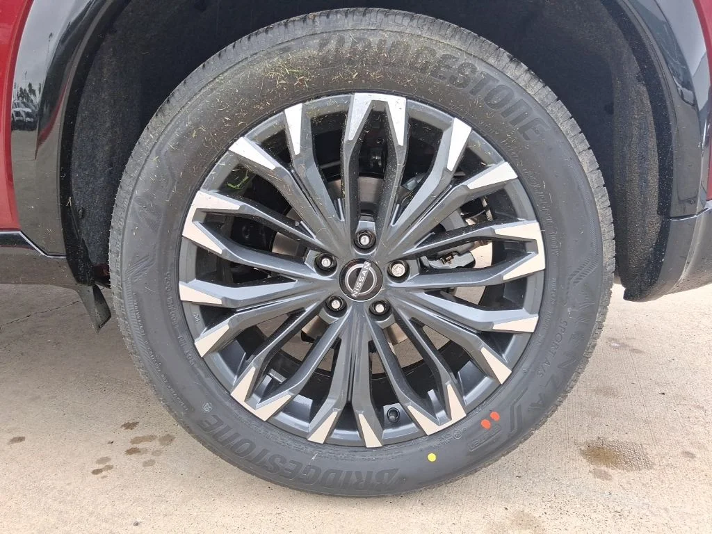 New 2026 Scarlet Ember Tintcoat Nissan Platinum image 33