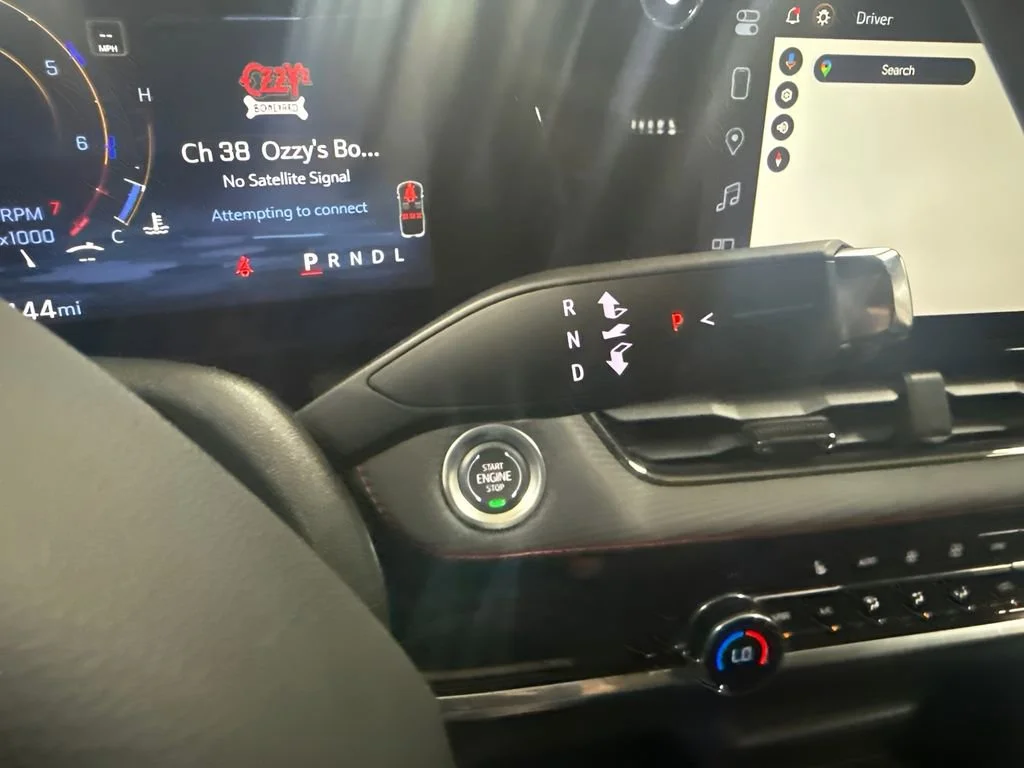 2025 Chevrolet Equinox RS - Photo 17