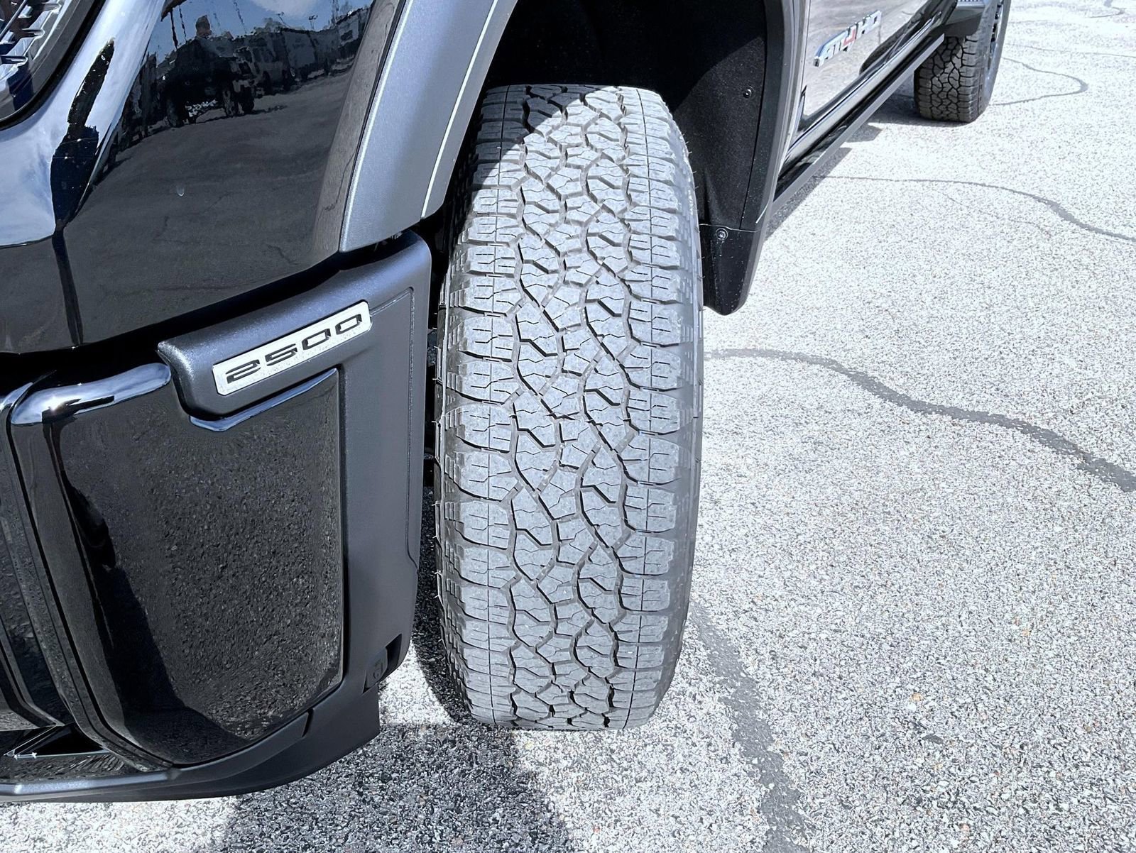 New 2026 Onyx Black GMC AT4 image 24