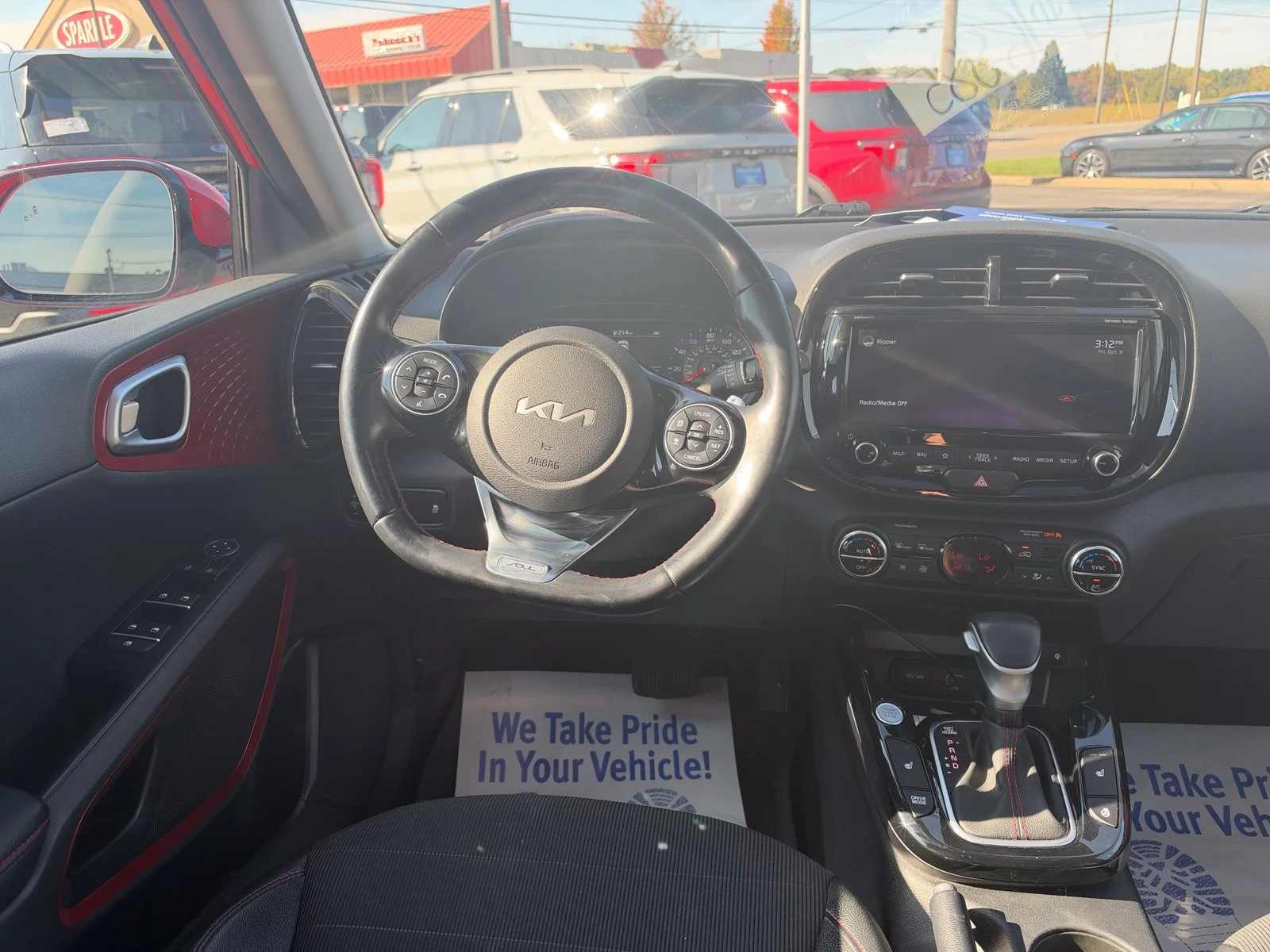 Used 2022 Red Kia Turbo image 25