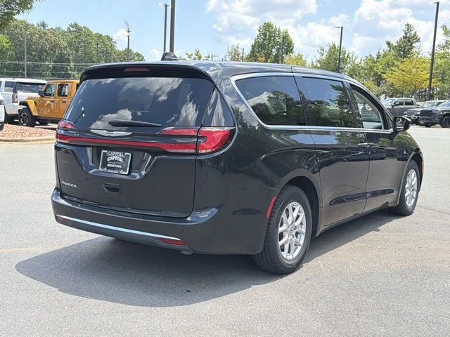 Used 2023 Black Chrysler Touring L image 12