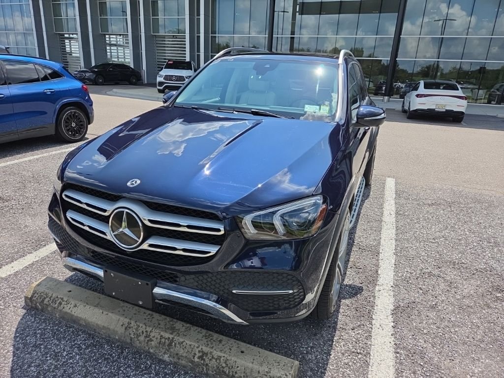 Certified Used 2022 Lunar Blue Metallic Mercedes-Benz GLE 350 image 2