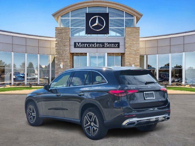New 2027 Graphite Grey Metallic Mercedes-Benz GLC 300 image 3