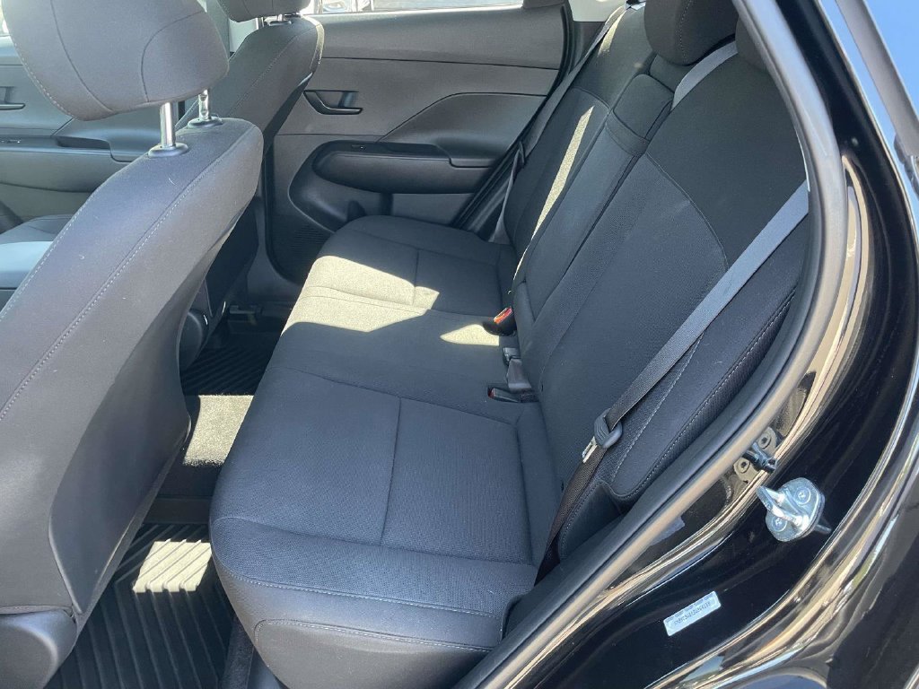 Used 2025 Black Hyundai SEL Convenience image 10