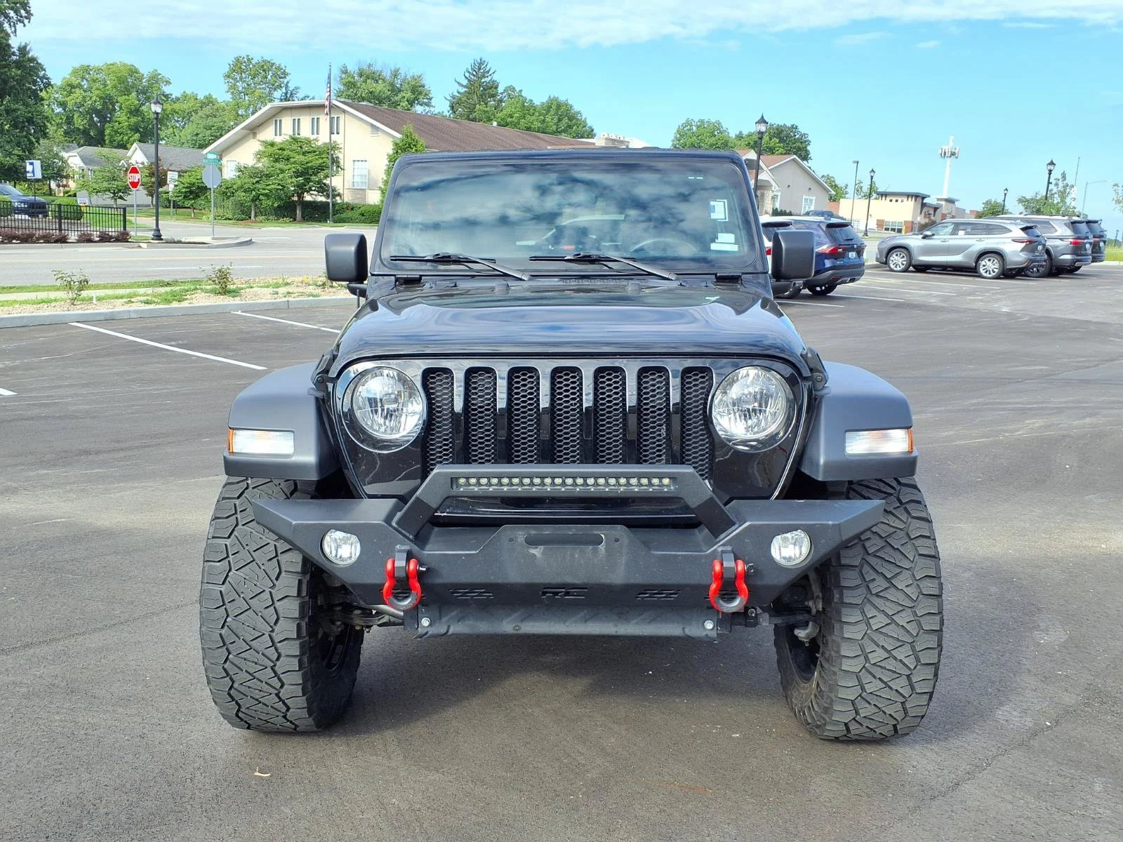 Used 2021 Black Clearcoat Jeep Sport S image 27