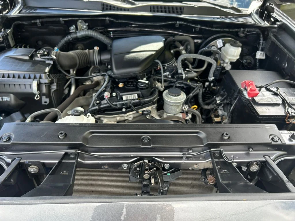 Used 2022 Gray Toyota SR image 28