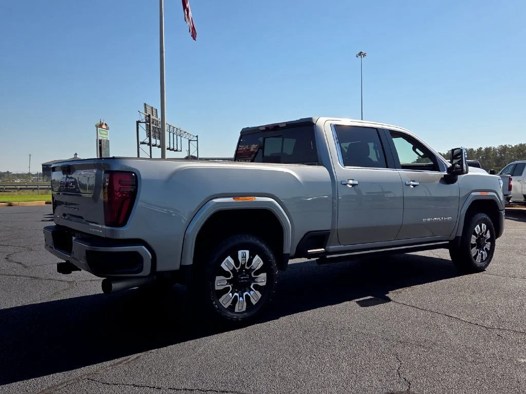 Used 2024 Sterling Metallic GMC Denali image 13