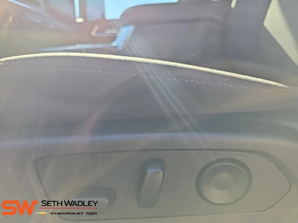 Used 2025 Sterling Gray Metallic Chevrolet LT image 30