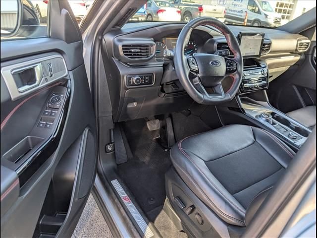 2023 Ford Explorer ST-LINE - Photo 6