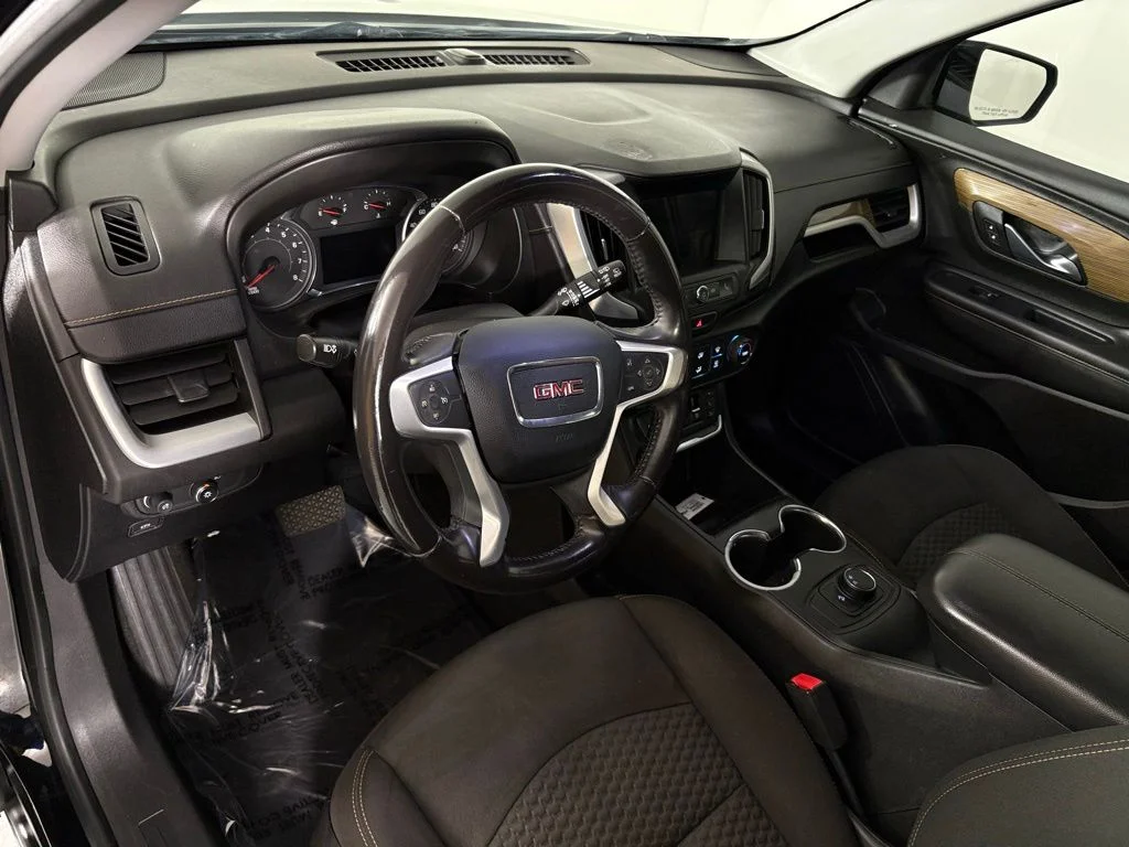 Used 2019 Black GMC SLE image 16