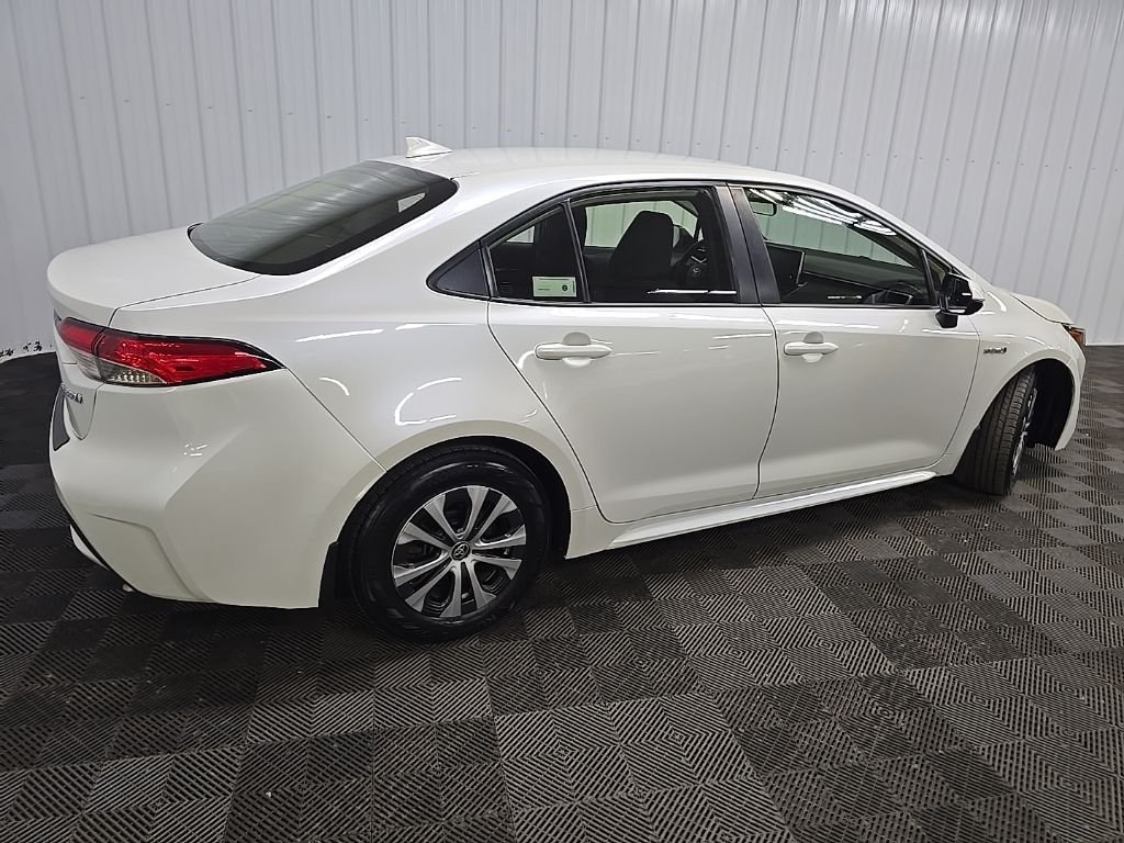 Used 2020 Blizzard Pearl Toyota LE image 3