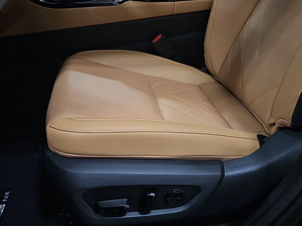 New 2026 Nori Green Pearl Lexus PREMIUM PLUS AWD image 28