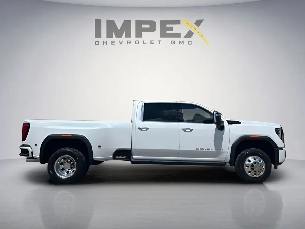 New 2026 Glacier White Tricoat GMC Denali Ultimate DRW image 6