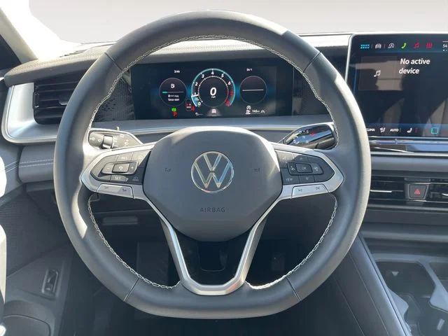 New 2026 Silver Volkswagen 2.0T SE image 12