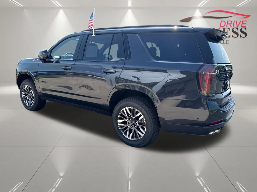 2025 Chevrolet Tahoe Z71 - Photo 6