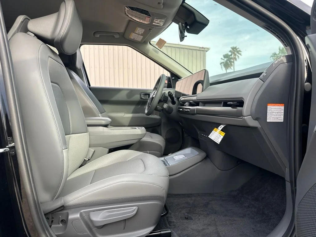 New 2027 Blue Kia  image 16