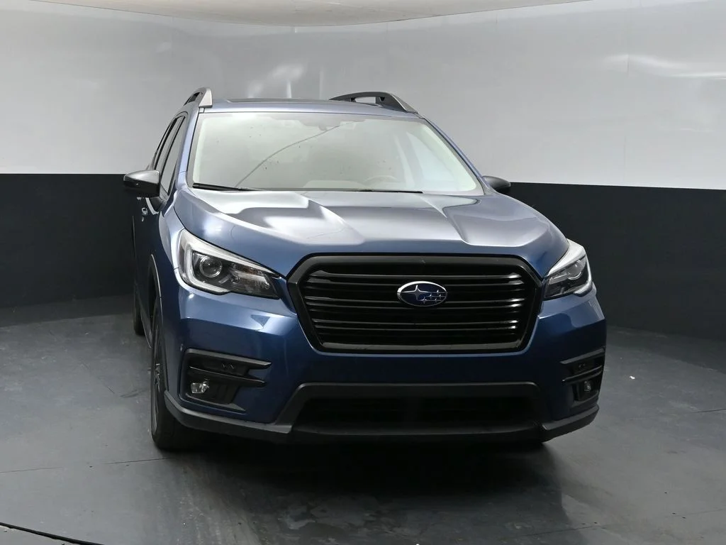 Used 2022 Blue Subaru Onyx Edition image 6
