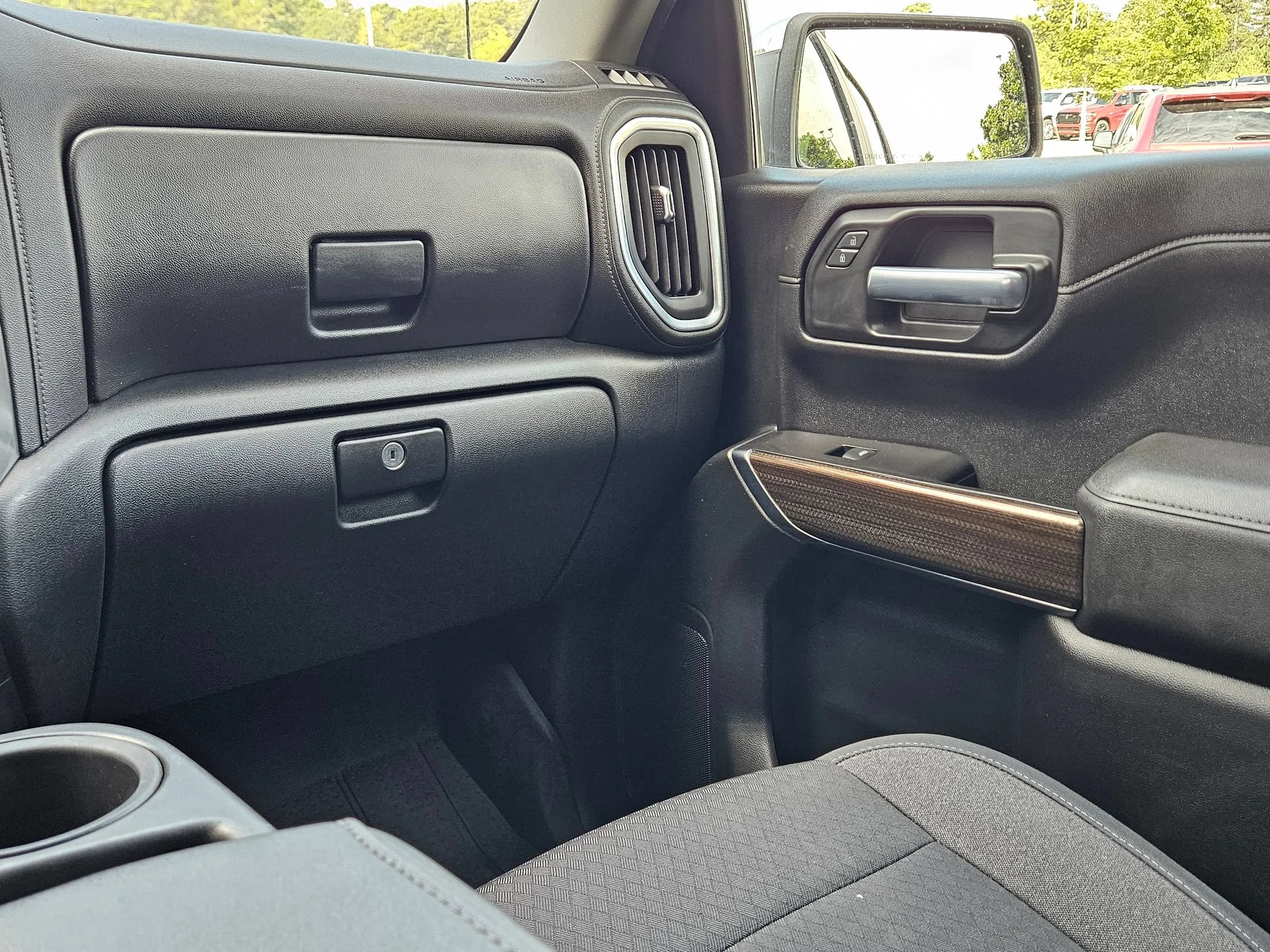 Used 2021 Summit White Chevrolet LT image 11