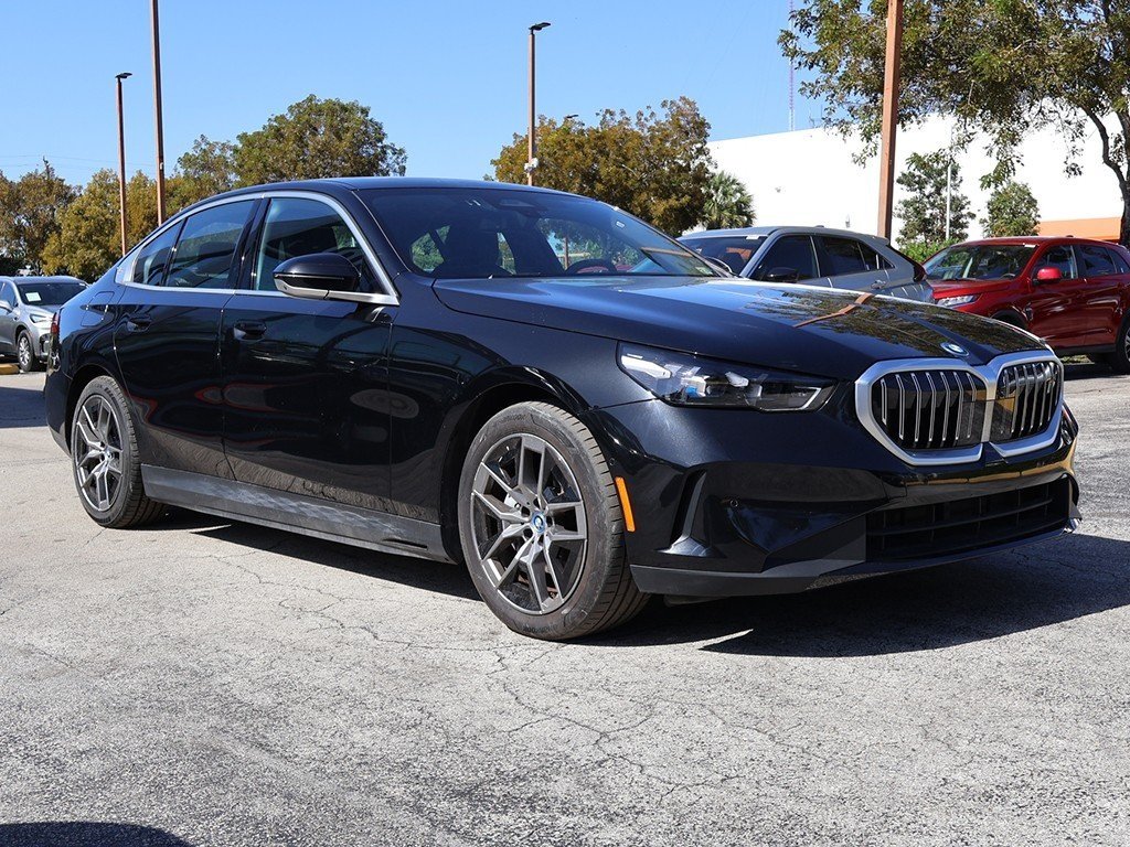 Used 2025 BMW i5 40 with VIN WBY13HG02SCT65392 for sale in Miami, FL