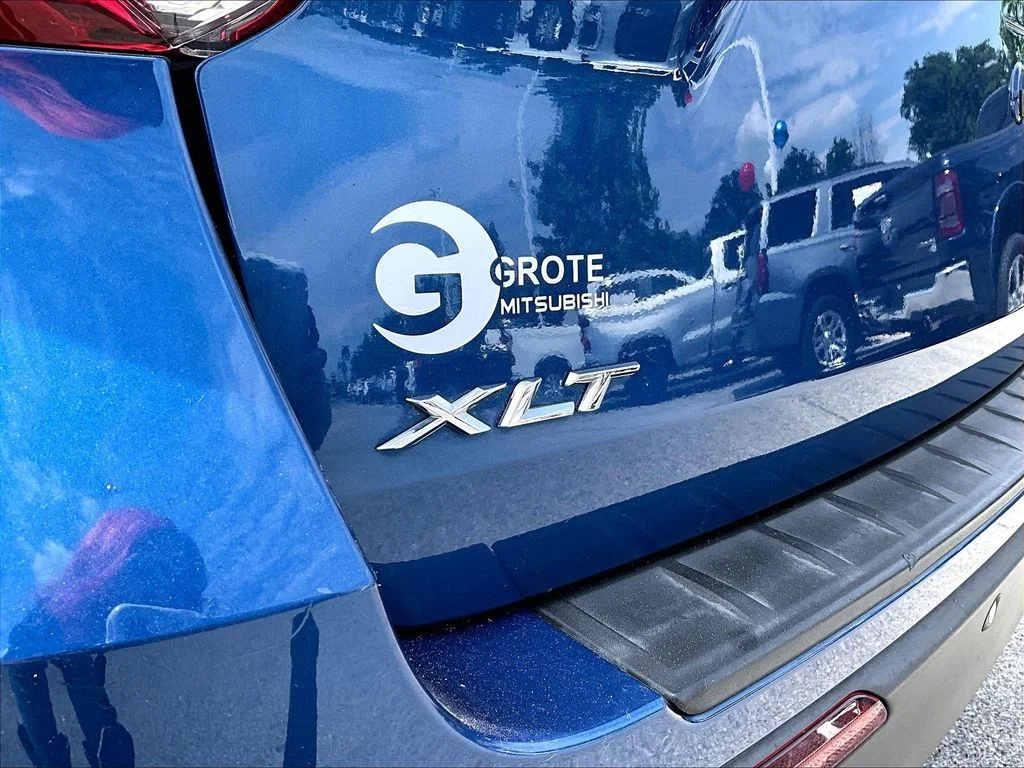 Used 2020 Blue Ford XLT image 9