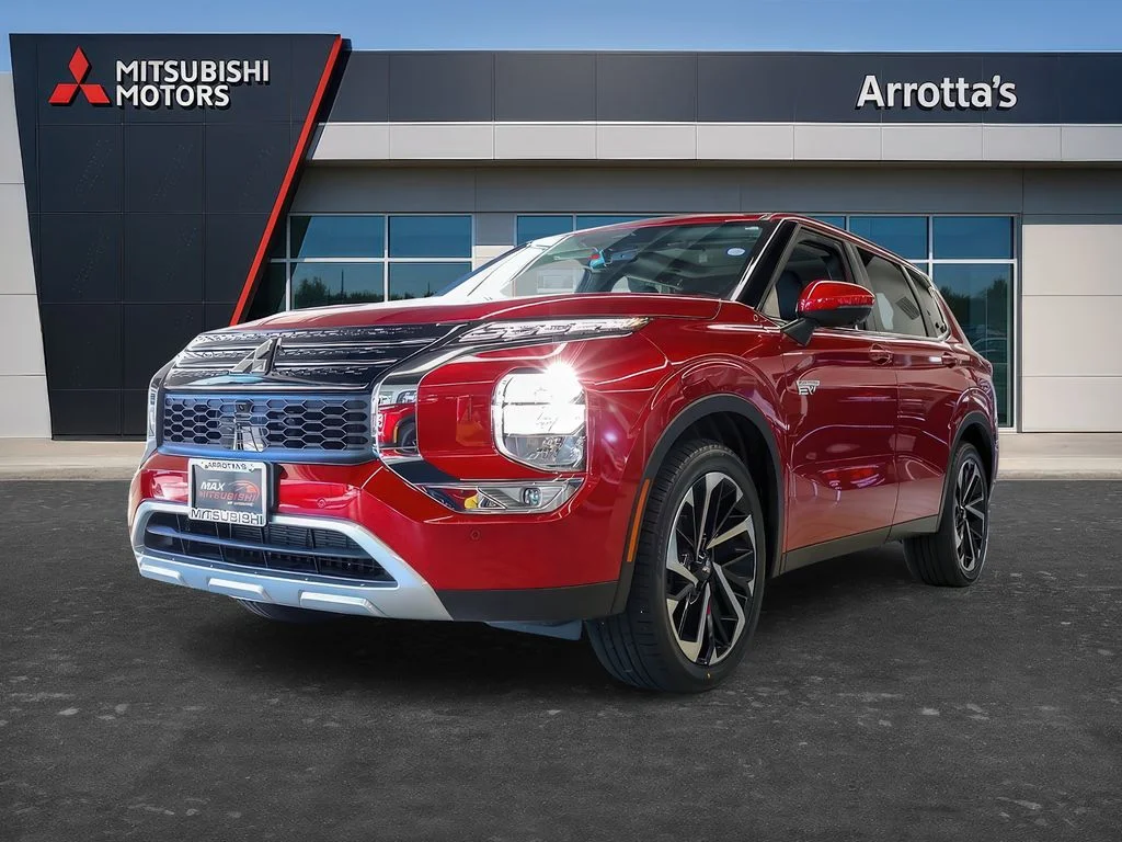 New 2025 Red Diamond Mitsubishi SE image 37
