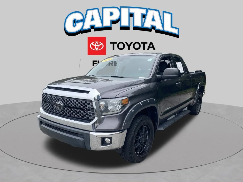 Used 2018 Gray Toyota SR5 image 2