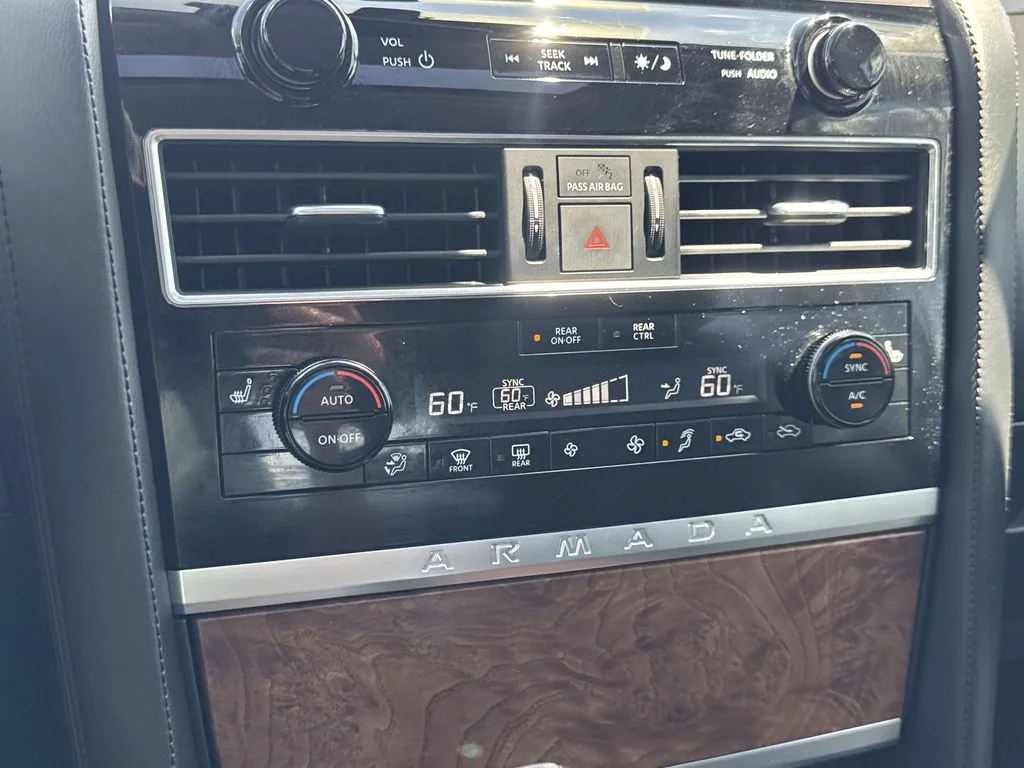 Used 2024 Blue Nissan SL image 18