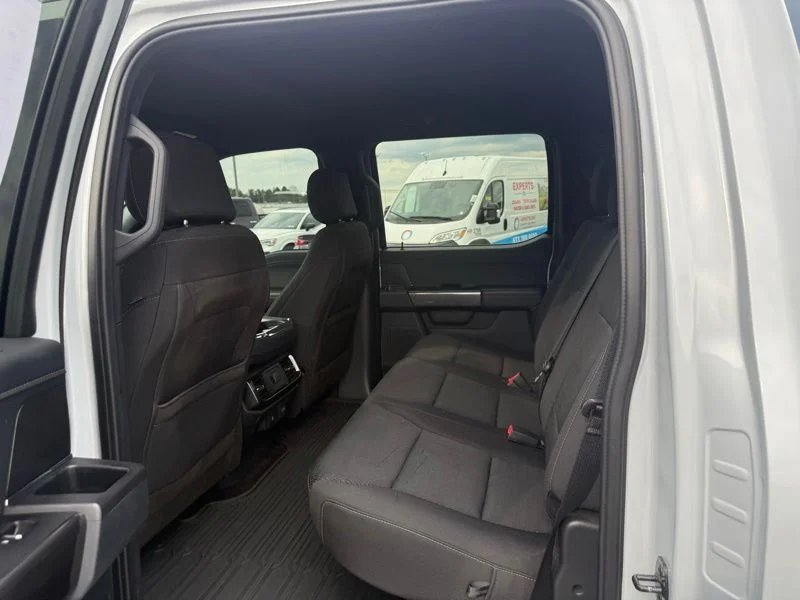 Used 2021 White Ford XLT image 11