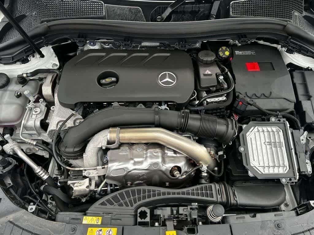 New 2026 Polar White Mercedes-Benz GLA 250 image 29