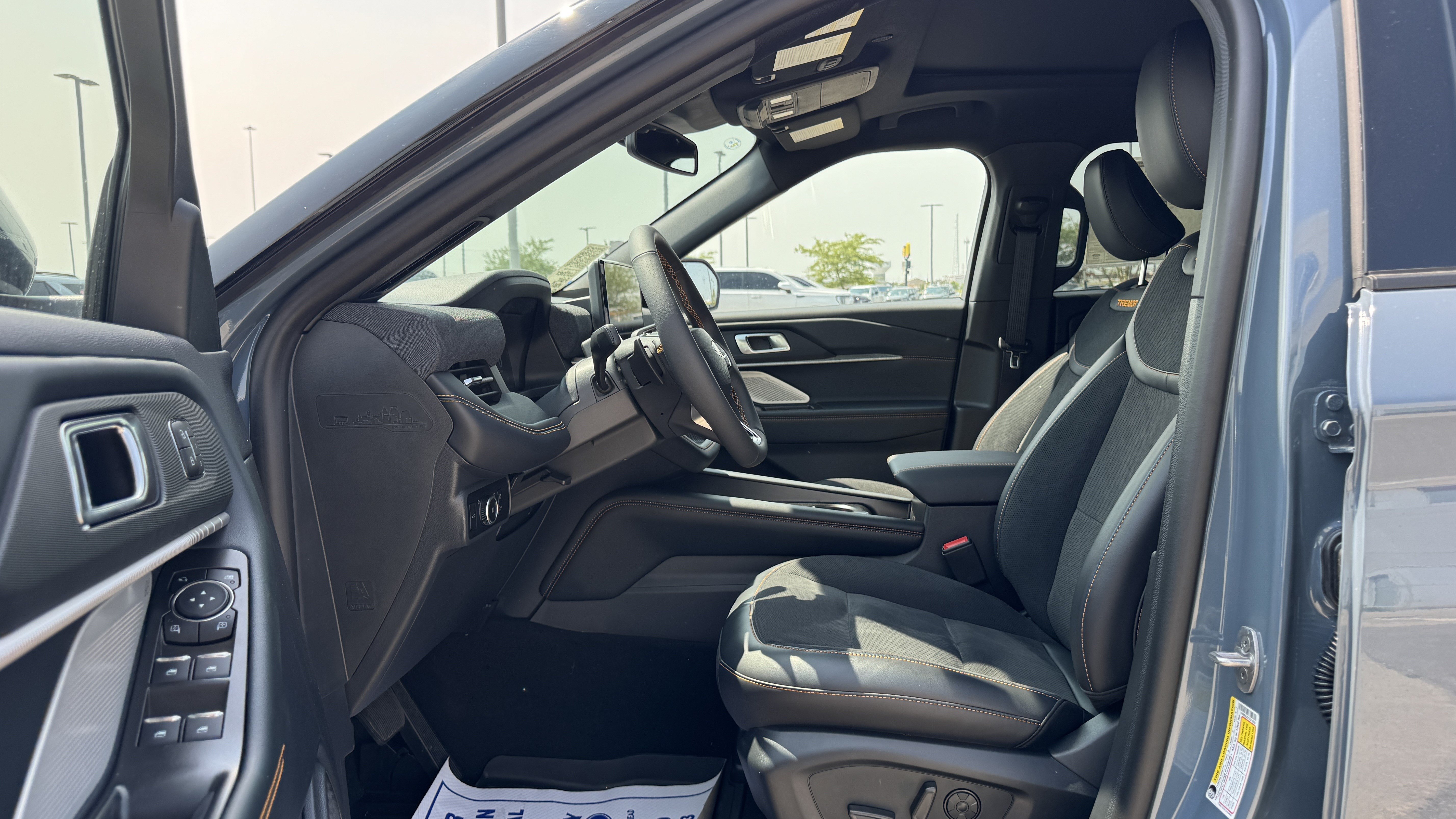 New 2026 Vapor Blue Metallic Ford Tremor image 5