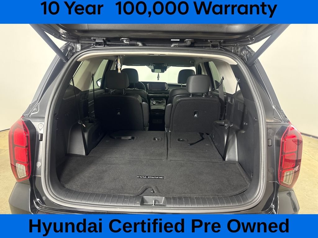 Certified Used 2025 Black Hyundai SEL image 6