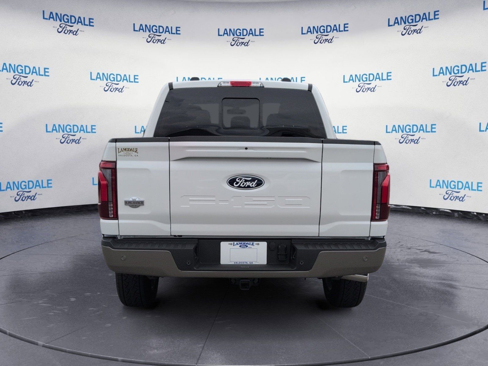 New 2026 Star White Metallic Tri-Coat Ford King Ranch image 8
