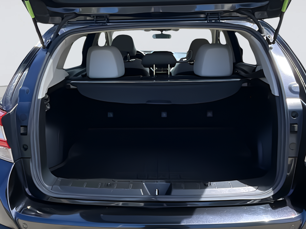 Used 2018 Gray Subaru 2.0i Limited image 38
