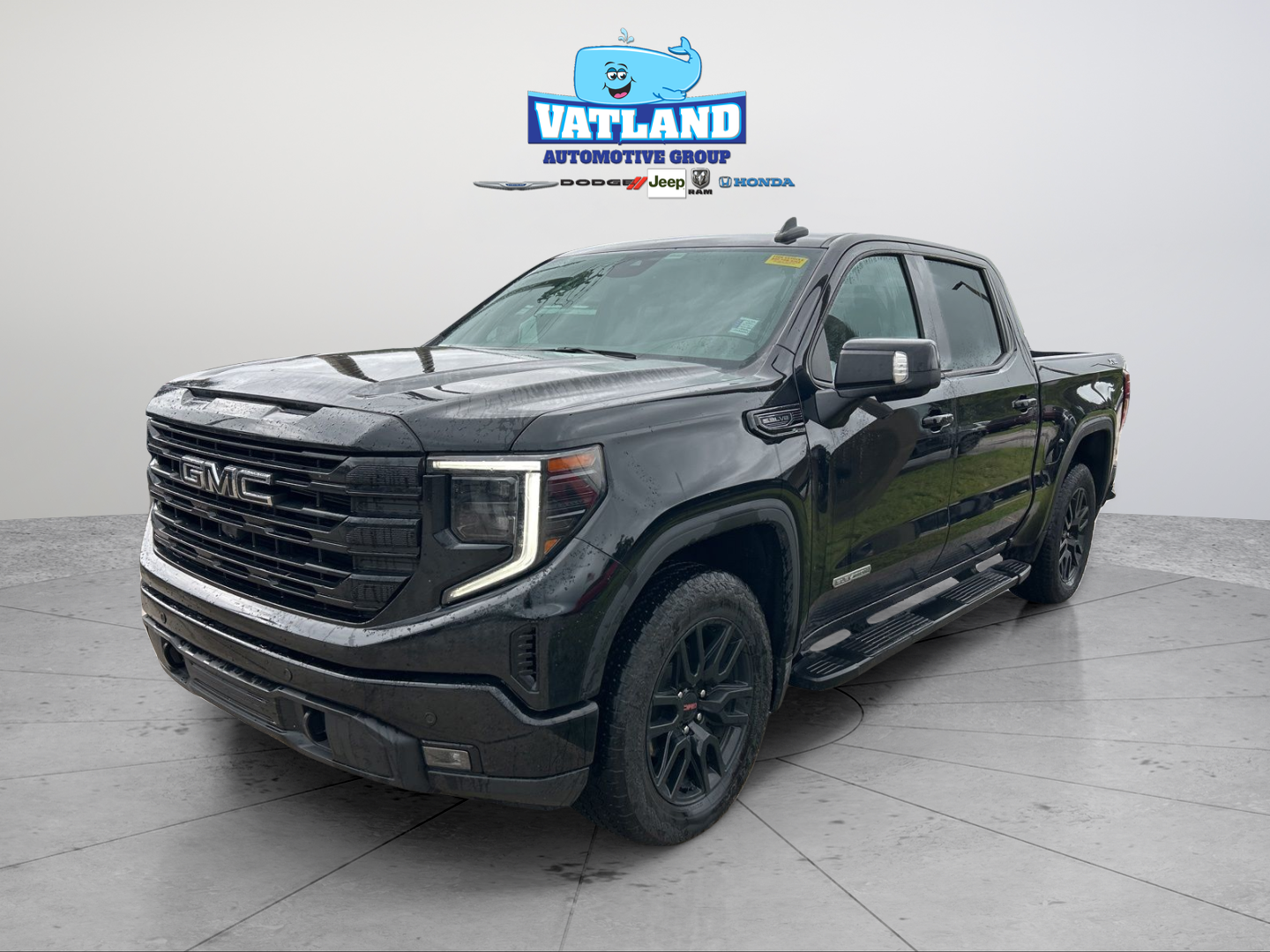 2024 GMC Sierra 4WD Crew Cab Standard Box Elevation's photo