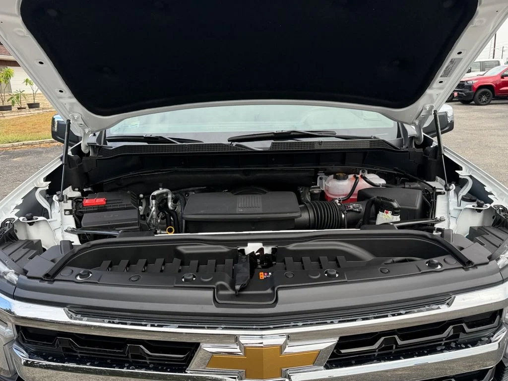 New 2026 Summit White Chevrolet LT image 20