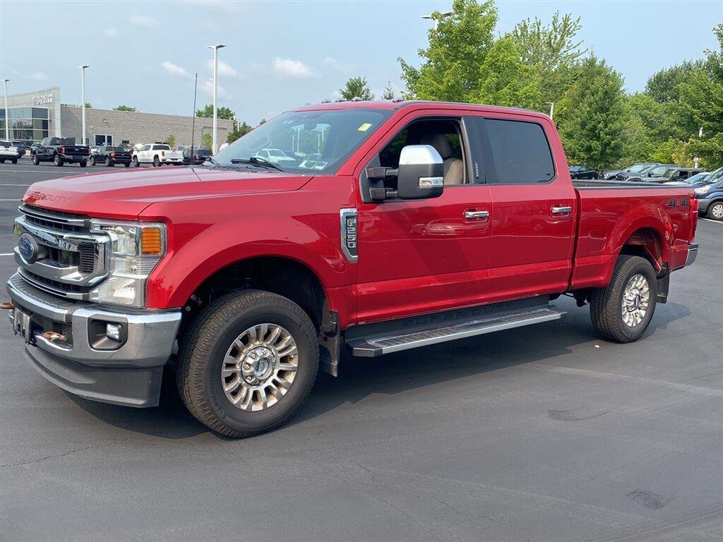 Used 2022 Rapid Red Metallic Tinted Clearcoat Ford XLT image 7