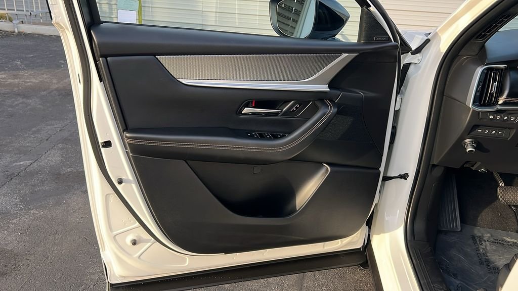 2025 Mazda CX-70 Premium Package - Photo 11