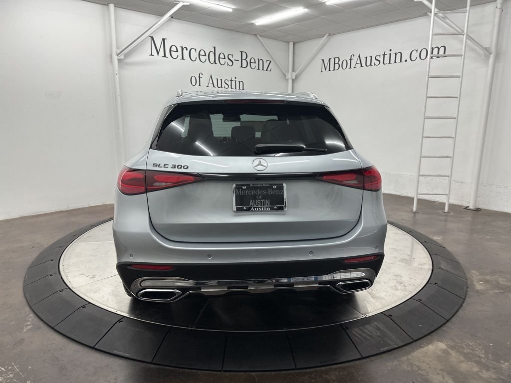 Used 2026 Silver Mercedes-Benz GLC 300 image 6
