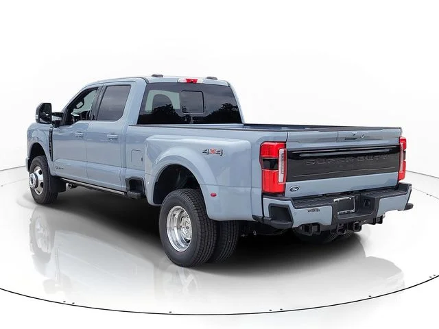 New 2026 Gray Metallic Ford Platinum image 7