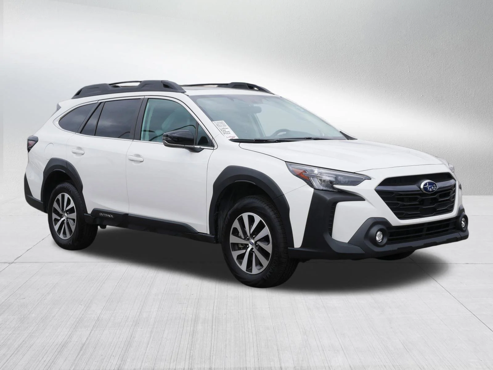 2025 Subaru Outback Premium's photo