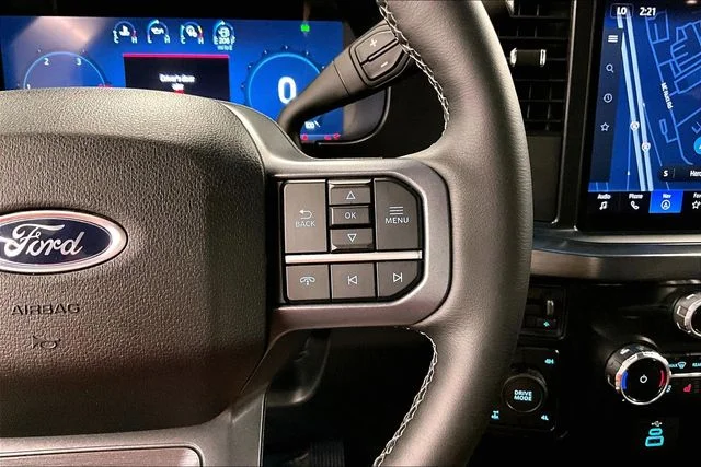 Used 2025 Antimatter Blue Metallic Ford Lariat image 27