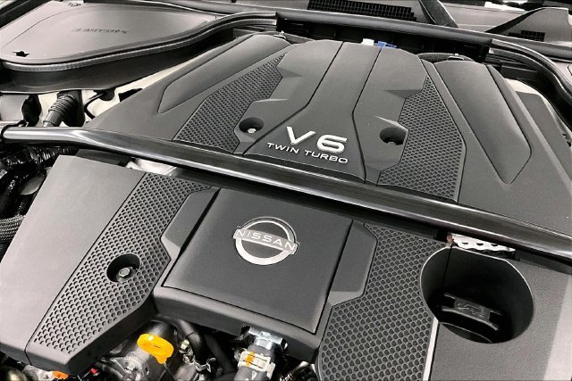 New 2027 Pearl White TriCoat/ Super Black Two Tone Nissan NISMO image 40