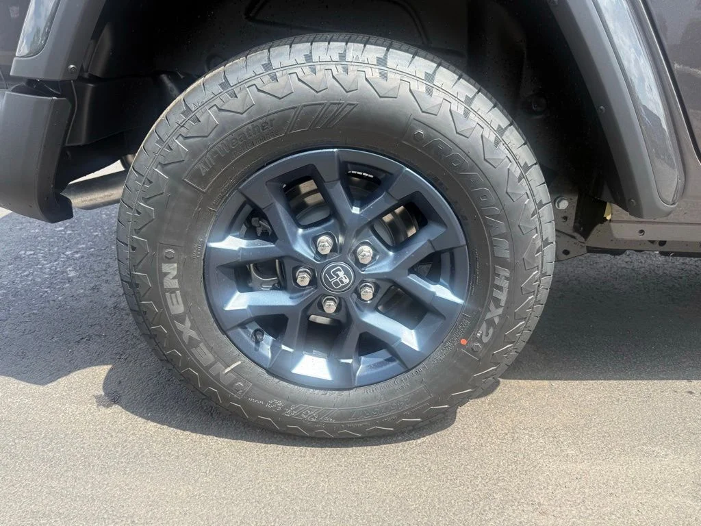 New 2026 Granite Crystal Metallic Clear-Coat Exterior Paint Jeep 85th Anniversary Edition image 53