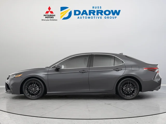 Used 2022 Gray Toyota LE image 2