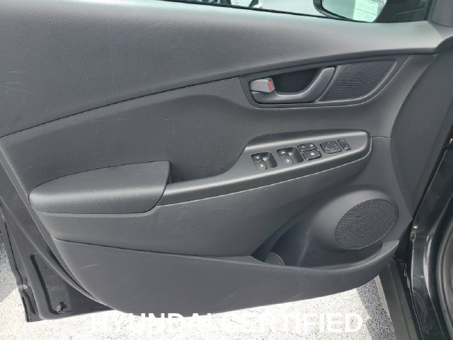 2023 Hyundai Kona SEL - Photo 16
